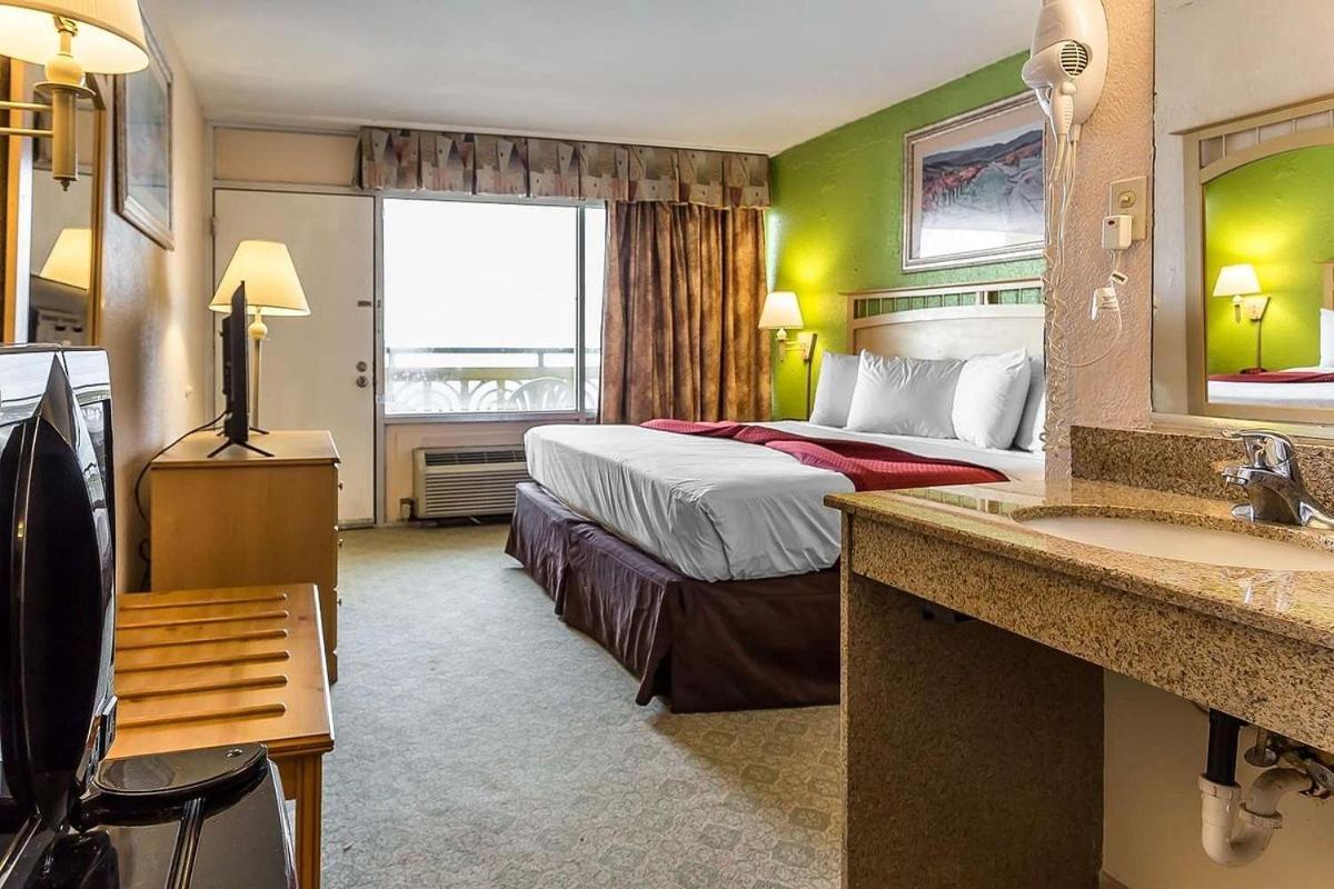 Ocean Star Hotel マートルビーチ エクステリア 写真